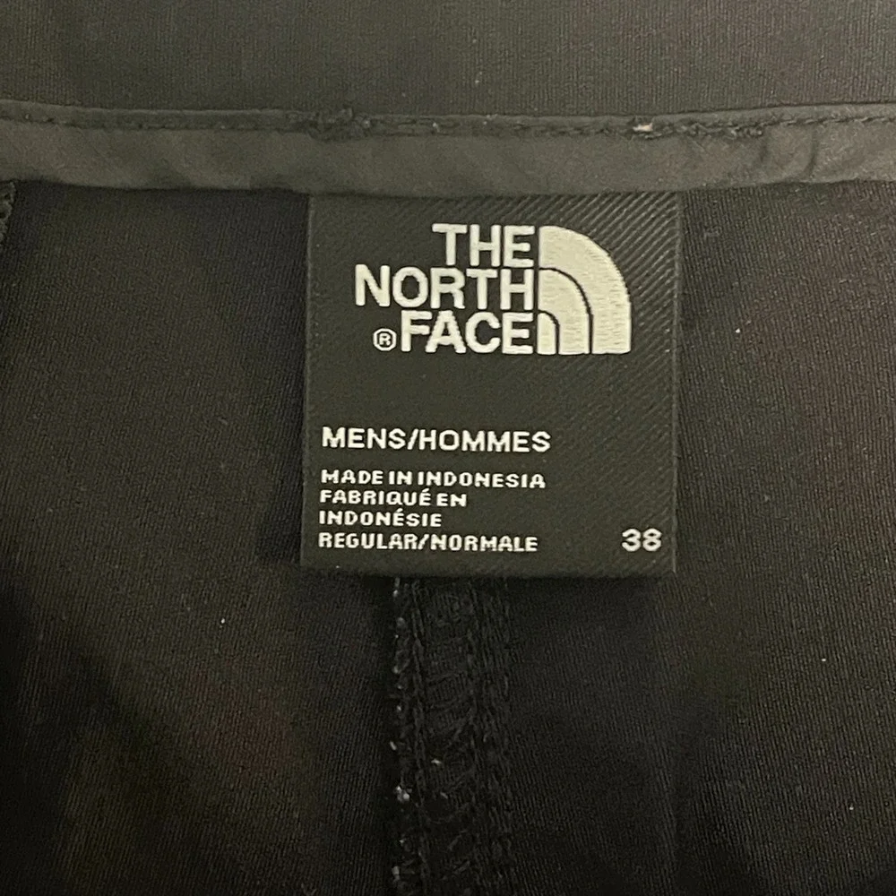 The North Face Mens Black Hiking Shorts Size 38 Regular Casual Outdoor Walking